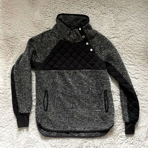 Abercrombie & Fitch Asymmetric Snap Up Fleece